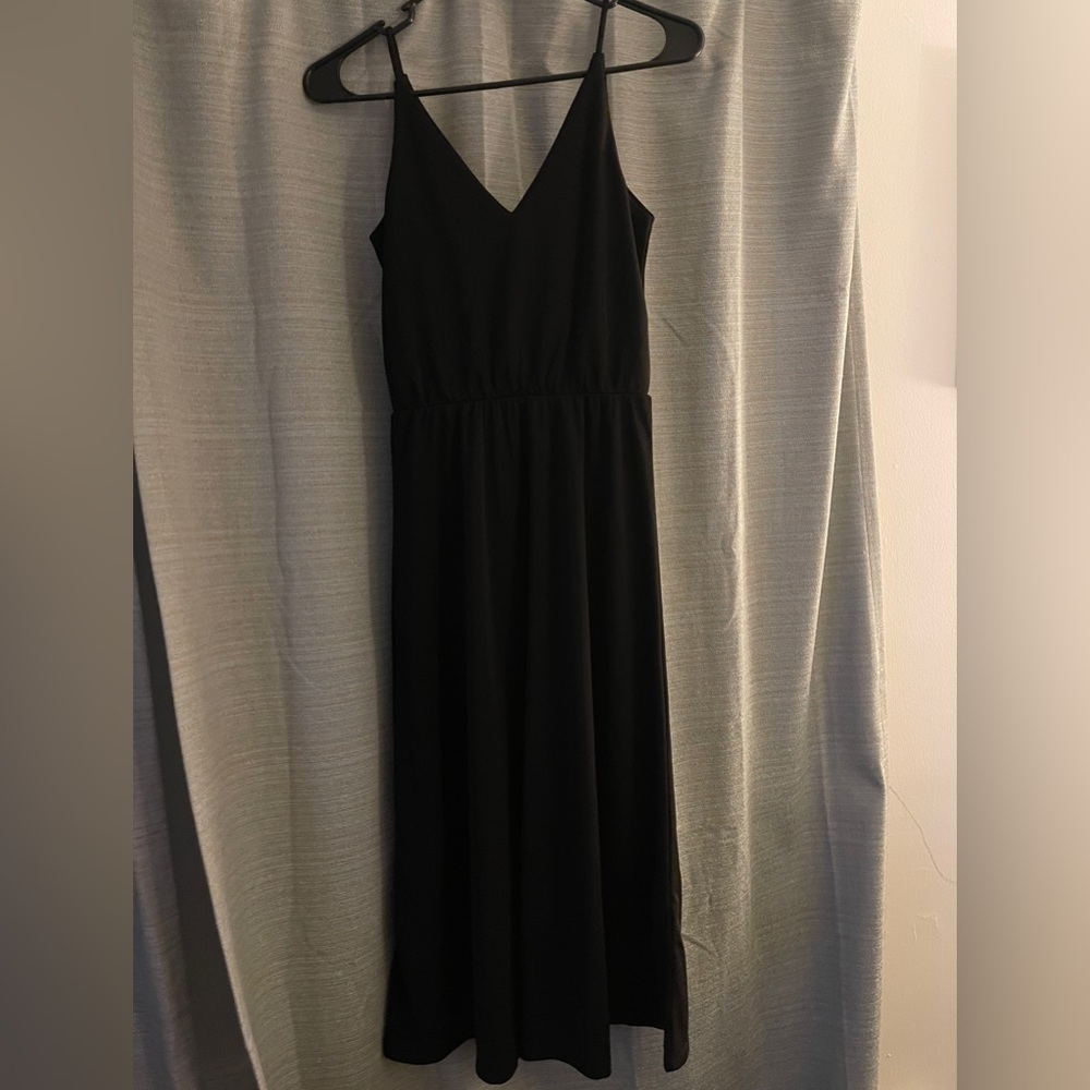 Black H&M Dress; brand new XS